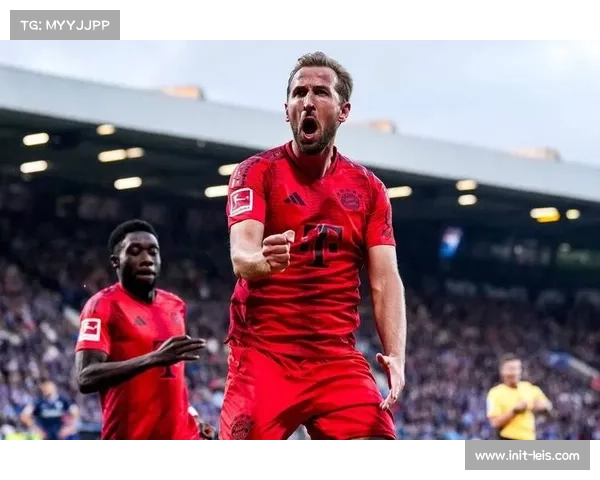 小球迷举牌支持凯恩，赛后获签名球衣